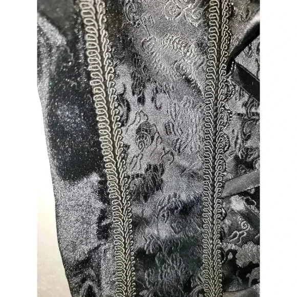 Vintage Style / Vampire Corset Top - Picture 3 of 5